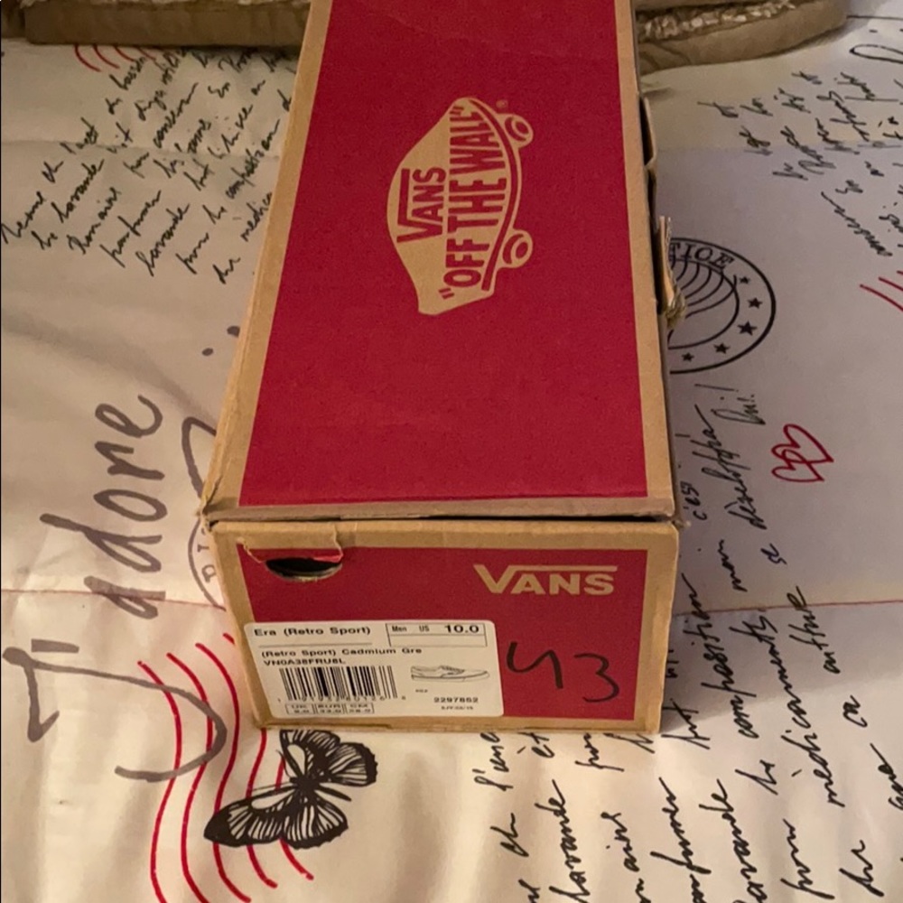 Vans - Picture 7 of 7
